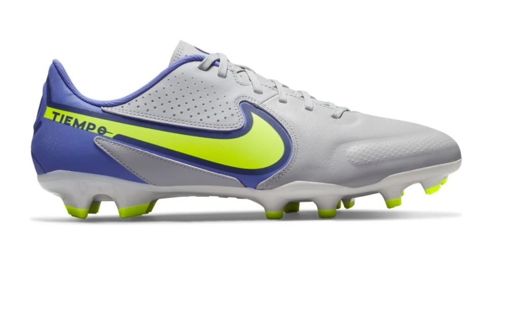 nike tiempo geel