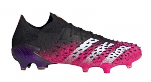 adidas-Predator-Freak.1-Low-Gras-Voetbalschoenen-FG-Zwart-Wit-Roze
